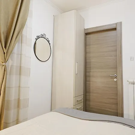 Core A Core * Νάπολη